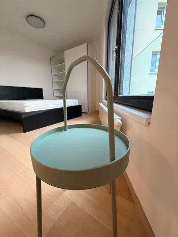 Pronájem bytu 1+kk, Praha - Strašnice, Michelangelova, 37 m2