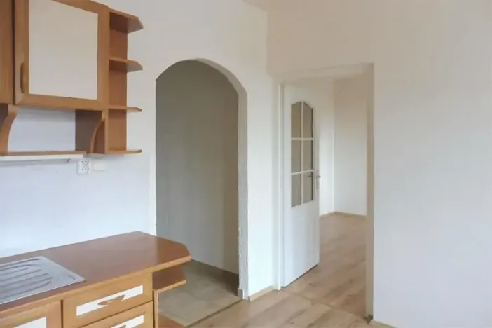 Pronájem bytu 1+1, Chomutov, Skalková, 35 m2