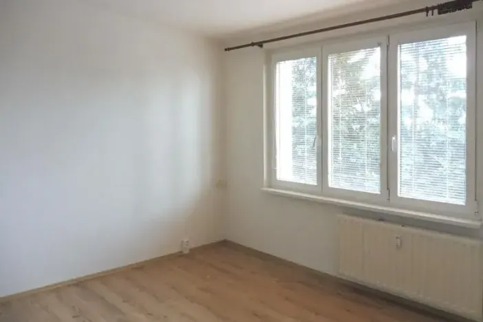 Pronájem bytu 1+1, Chomutov, Skalková, 35 m2