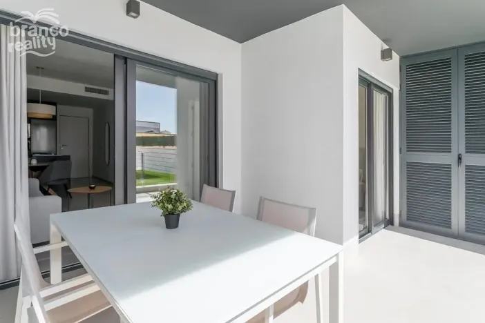 Prodej bytu 3+kk, Torrevieja, Alicante, Španělsko, 65 m2