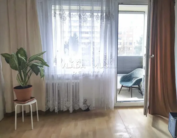 Pronájem bytu 2+kk, Praha - Krč, Hurbanova, 33 m2