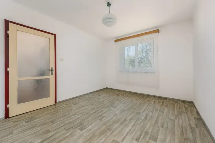 Prodej bytu 2+1, Rybitví, Školní, 50 m2