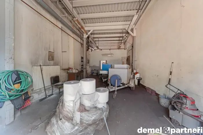 Prodej výrobních prostor, Světlá Hora, 6500 m2