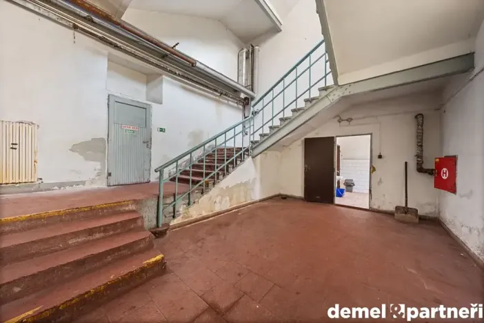 Prodej výrobních prostor, Světlá Hora, 6500 m2