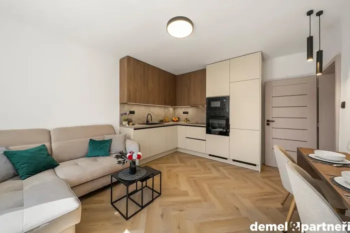 Prodej bytu 3+kk, Třebíč, Zahradníčkova, 53 m2