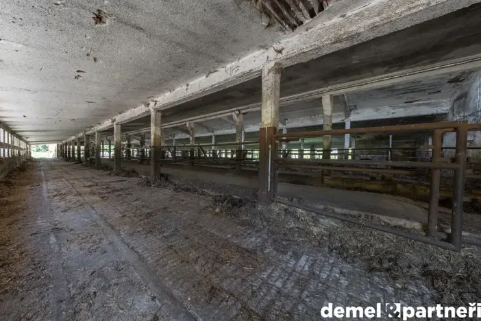 Prodej zemědělského objektu, Korouhev, 1400 m2