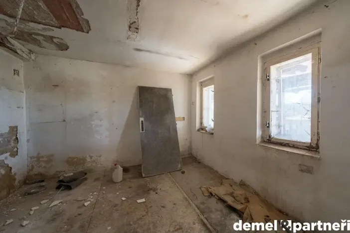 Prodej zemědělského objektu, Korouhev, 1400 m2