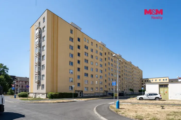 Prodej bytu 3+1, Teplice - Trnovany, U Červeného kostela, 79 m2