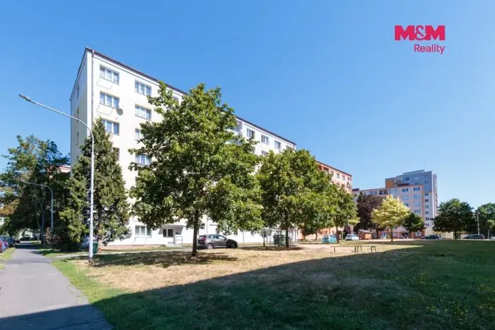 Prodej bytu 3+1, Chodov, Říjnová, 54 m2