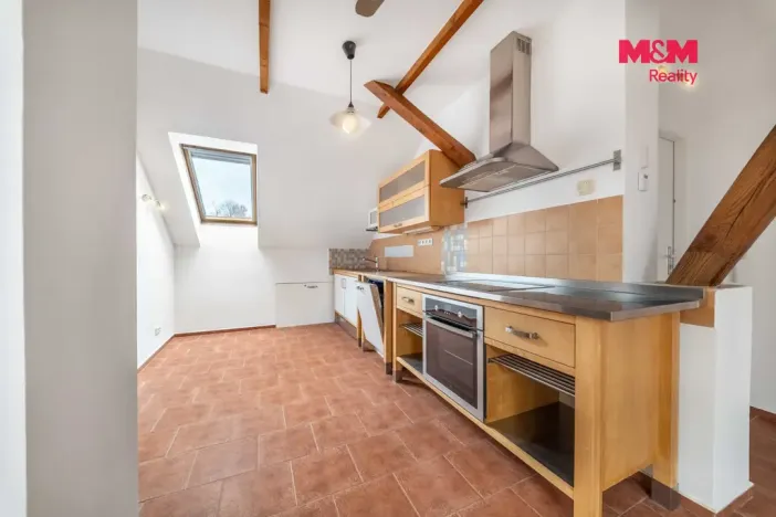 Prodej bytu 1+kk, Mníšek pod Brdy, 5. května, 55 m2