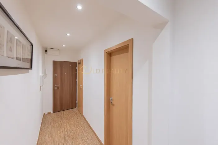 Pronájem bytu 2+1, Olomouc - Povel, Nešporova, 56 m2