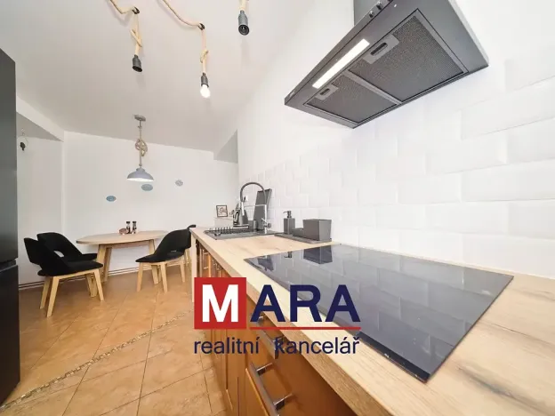 Prodej bytu 4+kk, Mikulovice, Hlavní, 109 m2