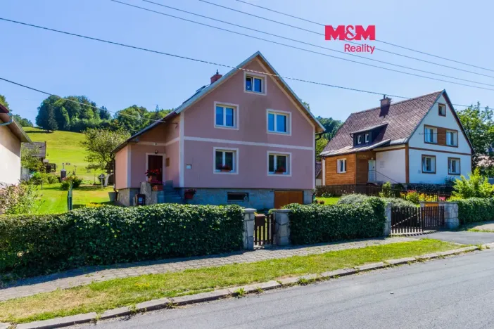 Prodej rodinného domu, Lipová-lázně, 233 m2