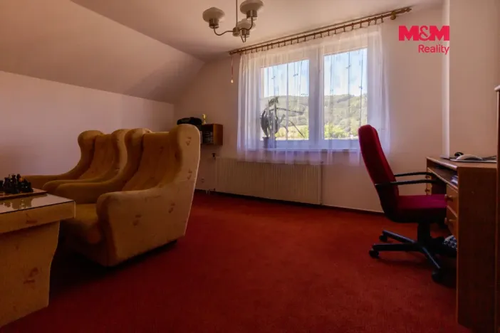 Prodej rodinného domu, Lipová-lázně, 233 m2