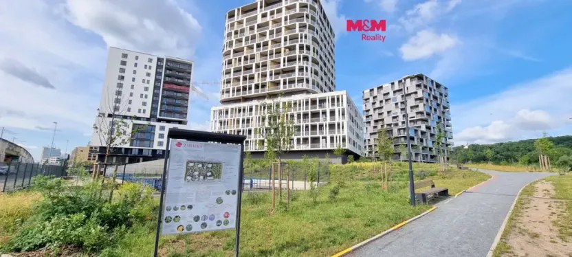 Pronájem garážového stání, Praha - Modřany, Mezi vodami, 12 m2