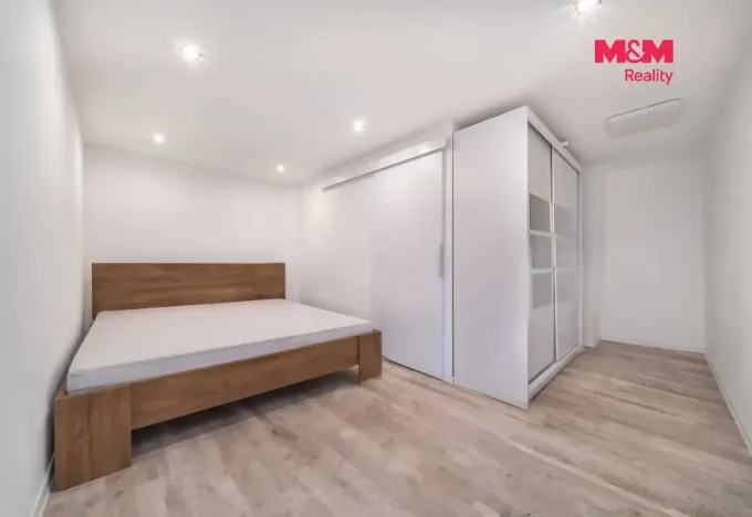 Prodej bytu 3+kk, Skořice, 73 m2