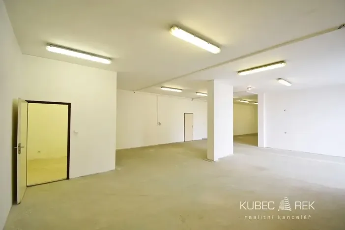 Pronájem skladu, Řípec, 247 m2