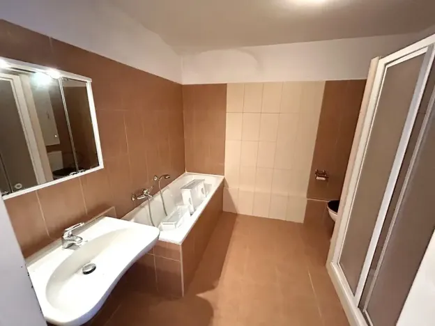 Pronájem bytu 2+1, Pardubice, Luďka Matury, 71 m2