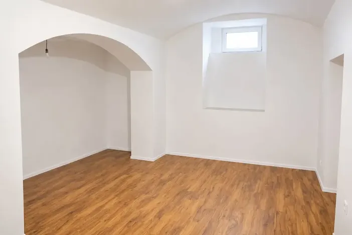 Pronájem obchodního prostoru, Praha - Strašnice, Saratovská, 110 m2
