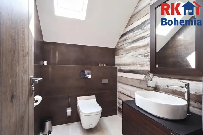 Pronájem bytu 4+kk, Doubravčice, K Jízdárně, 184 m2