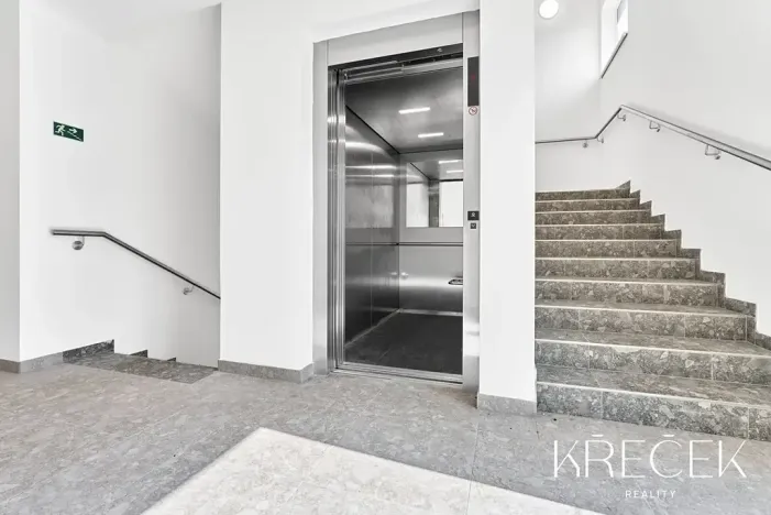 Pronájem bytu 1+kk, Třebíč, Modřínová, 39 m2