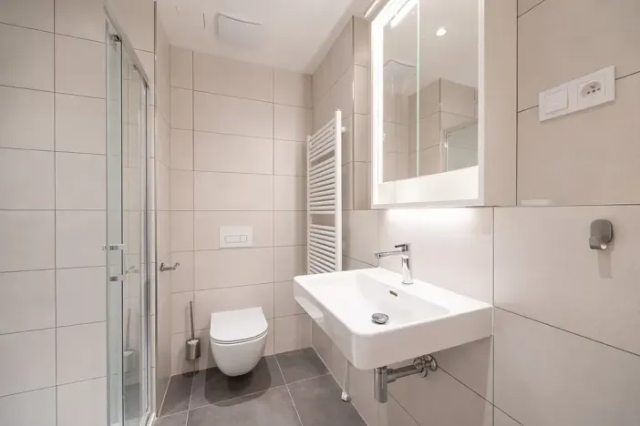 Pronájem bytu 1+kk, Praha, Milánská, 35 m2