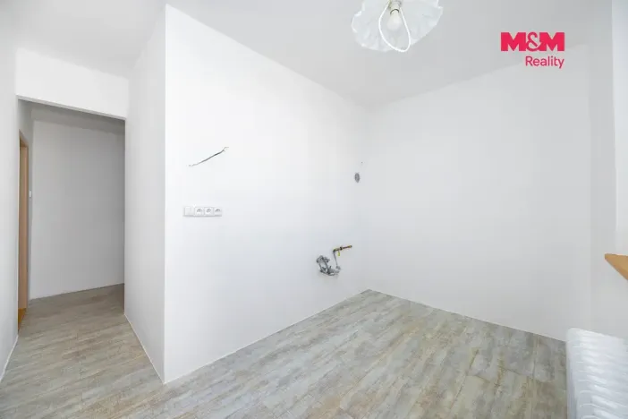 Prodej bytu 3+1, Hradec Králové - Pražské Předměstí, Medkova, 61 m2