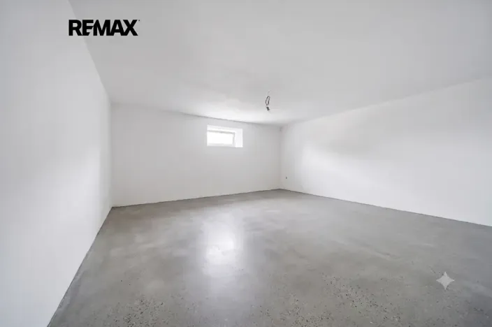 Prodej bytu 3+kk, Moravany, Květná, 103 m2