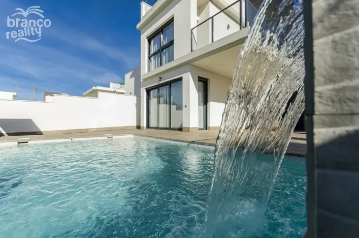 Prodej rodinného domu, San Miguel de Salinas, Alicante, Španělsko, 135 m2