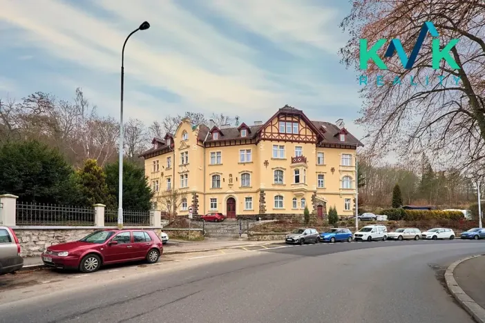 Pronájem bytu 4+kk, Karlovy Vary, Na Vyhlídce, 109 m2