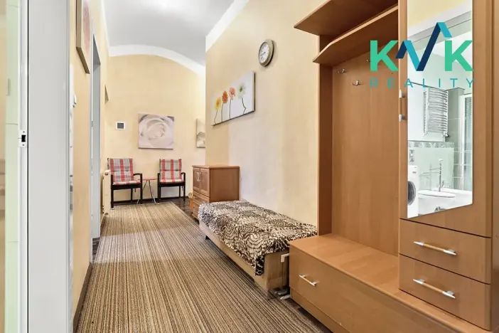 Pronájem bytu 4+kk, Karlovy Vary, Na Vyhlídce, 109 m2