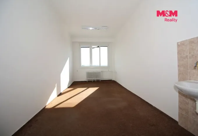Pronájem kanceláře, Hradec Králové - Nový Hradec Králové, Brněnská, 19 m2