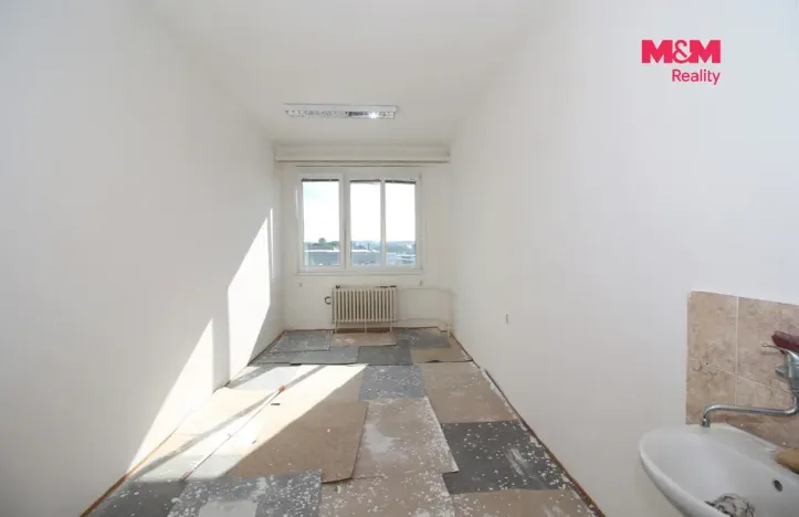 Pronájem kanceláře, Hradec Králové - Nový Hradec Králové, Brněnská, 19 m2