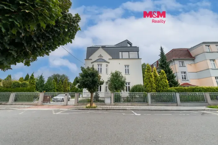 Prodej obchodního prostoru, Ostrava - Vítkovice, Kořenského, 374 m2