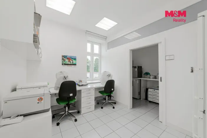 Prodej obchodního prostoru, Ostrava - Vítkovice, Kořenského, 374 m2