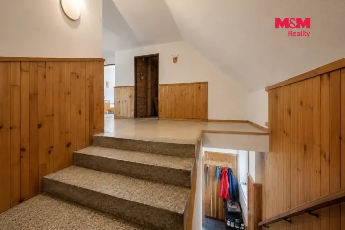 Prodej rodinného domu, Rataje nad Sázavou - Mirošovice, 210 m2