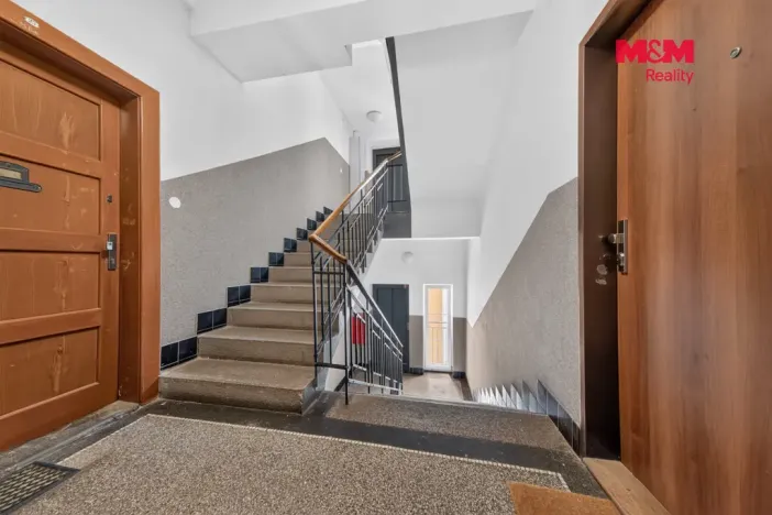 Prodej bytu 1+kk, Praha - Holešovice, U parního mlýna, 30 m2