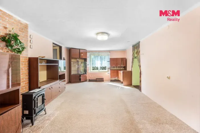 Prodej rodinného domu, Spomyšl, 350 m2