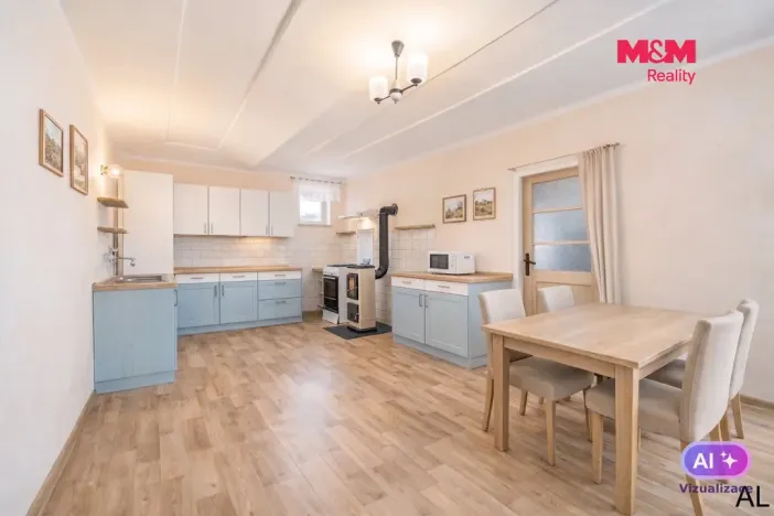 Prodej rodinného domu, Spomyšl, 350 m2