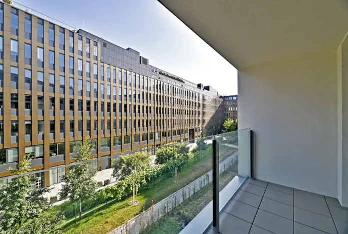 Pronájem bytu 3+kk, Praha - Karlín, U Mlýnského kanálu, 82 m2