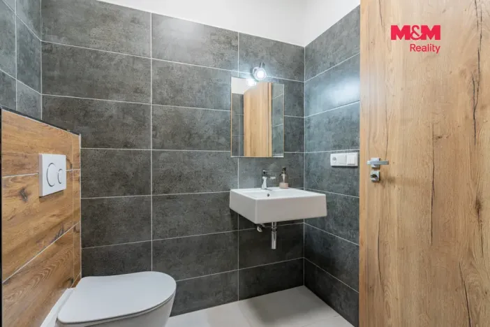 Prodej bytu 2+kk, Třeboň - Holičky, 42 m2