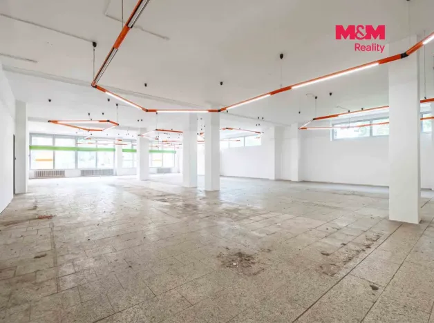 Prodej obchodního prostoru, Český Těšín, Slezská, 900 m2