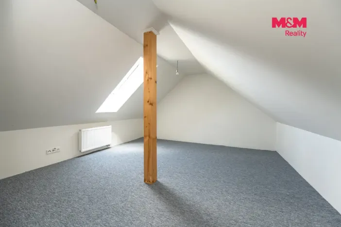 Prodej bytu 3+kk, Břežany II, 85 m2
