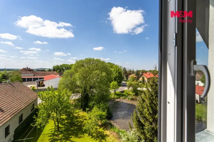Prodej bytu 3+kk, Břežany II, 85 m2