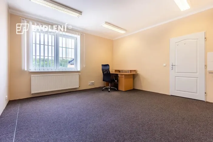 Prodej kanceláře, Bílina, Náměstí, 320 m2