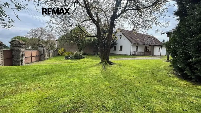 Prodej pozemku pro bydlení, Chocenice, 4491 m2