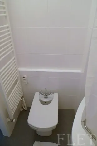 Pronájem bytu 3+1, Praha - Modřany, Hájenská, 77 m2
