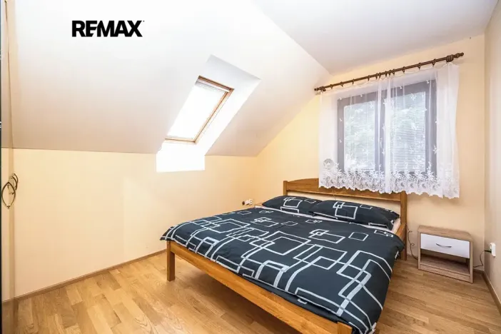 Pronájem rodinného domu, Mirošovice, Senohrabská, 150 m2
