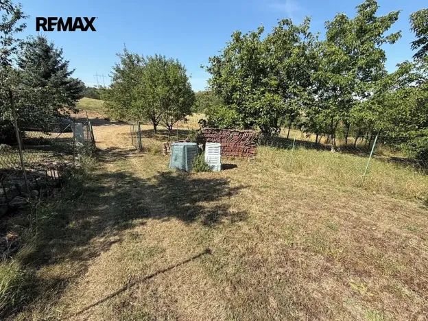 Prodej zahrady, Nížkovice, 1424 m2