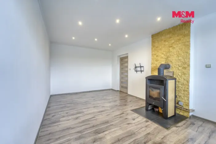 Prodej bytu 4+1, Písek, Semická, 75 m2